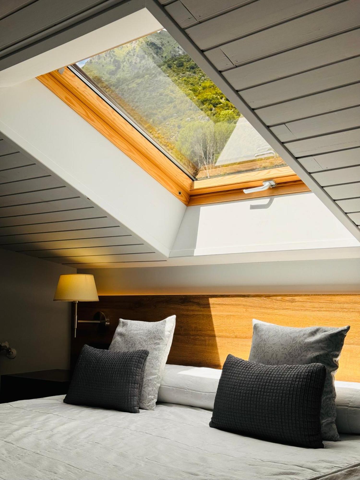 Hotel L'Auet Erillavall Ngoại thất bức ảnh